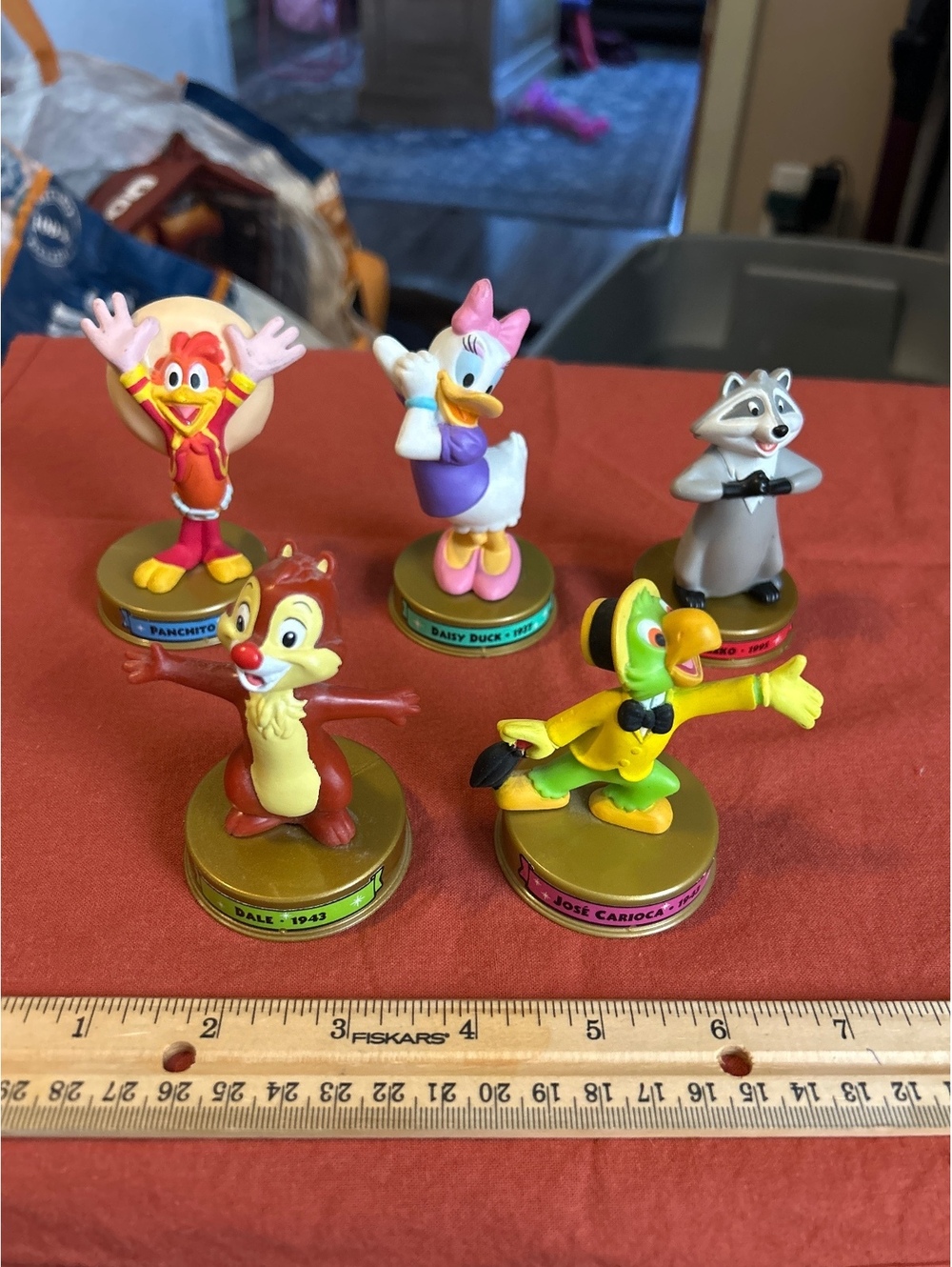 Set of 5 2002 Disney figures